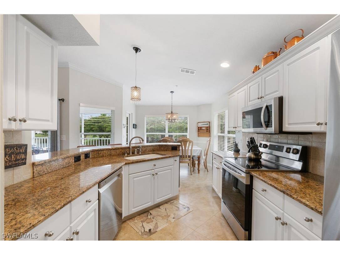 359 Dover Place #E204 Naples FL 34104 226011682 image16
