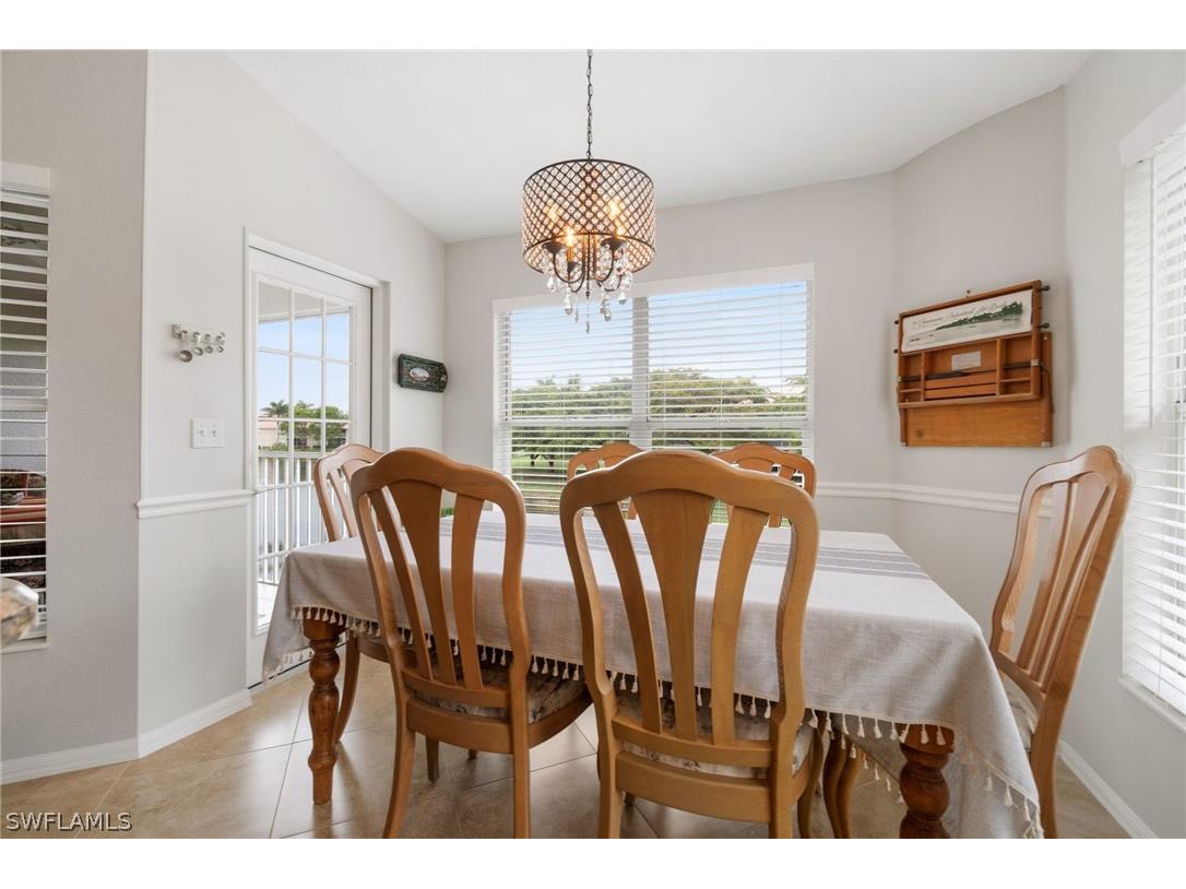 359 Dover Place #E204 Naples FL 34104 226011682 image20