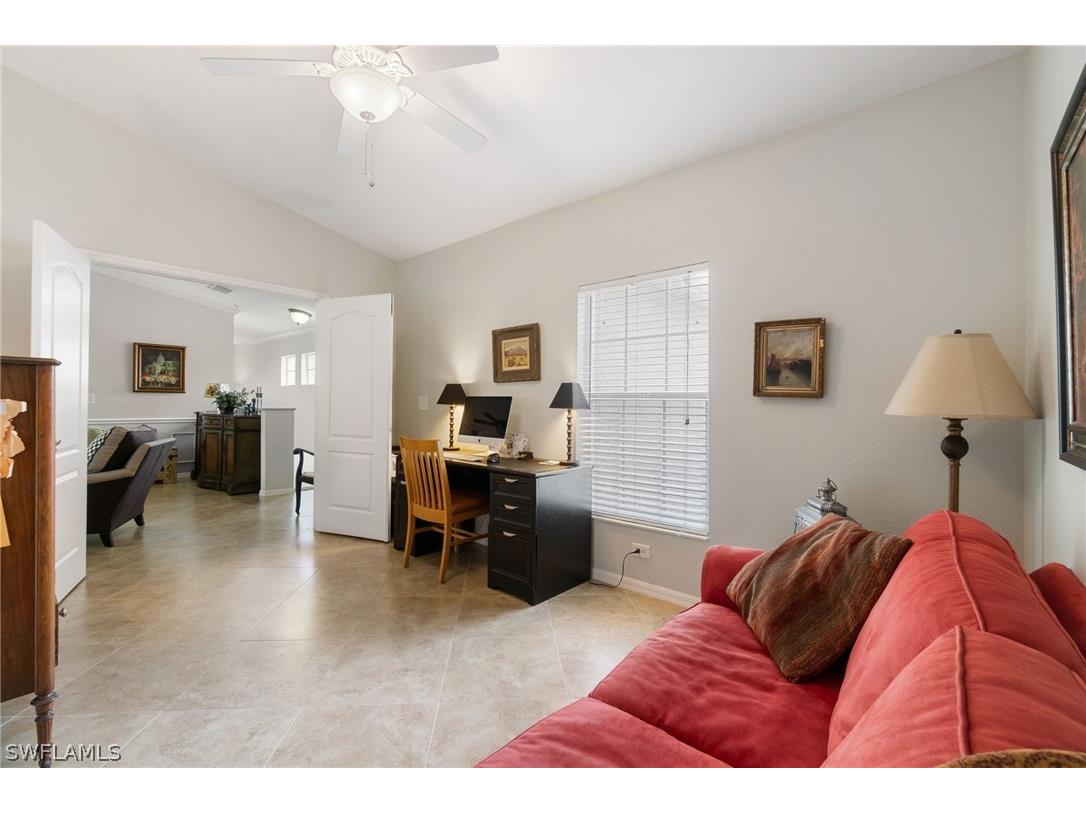 359 Dover Place #E204 Naples FL 34104 226011682 image25