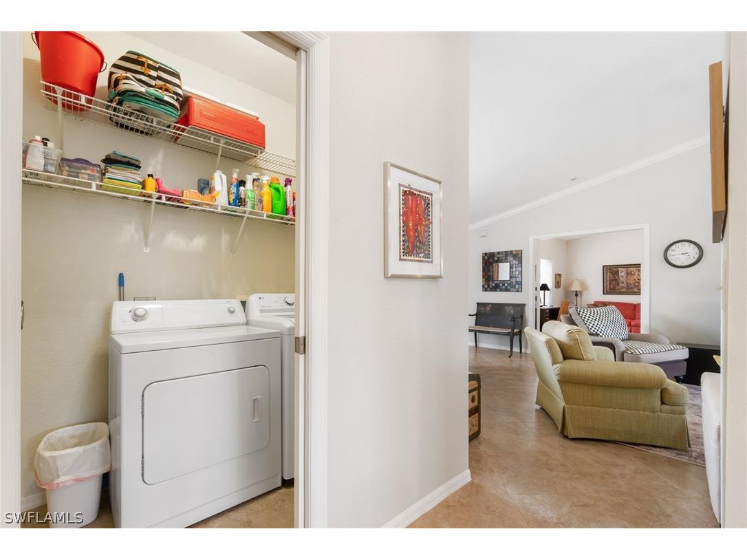 359 Dover Place #E204 Naples FL 34104 226011682 image30