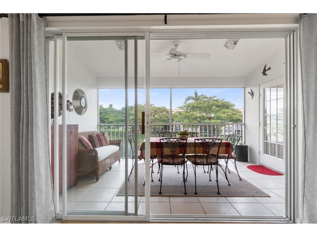 359 Dover Place #E204 Naples FL 34104 226011682 image32