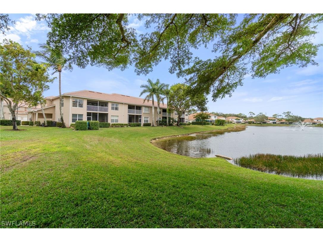 359 Dover Place #E204 Naples FL 34104 226011682 image39