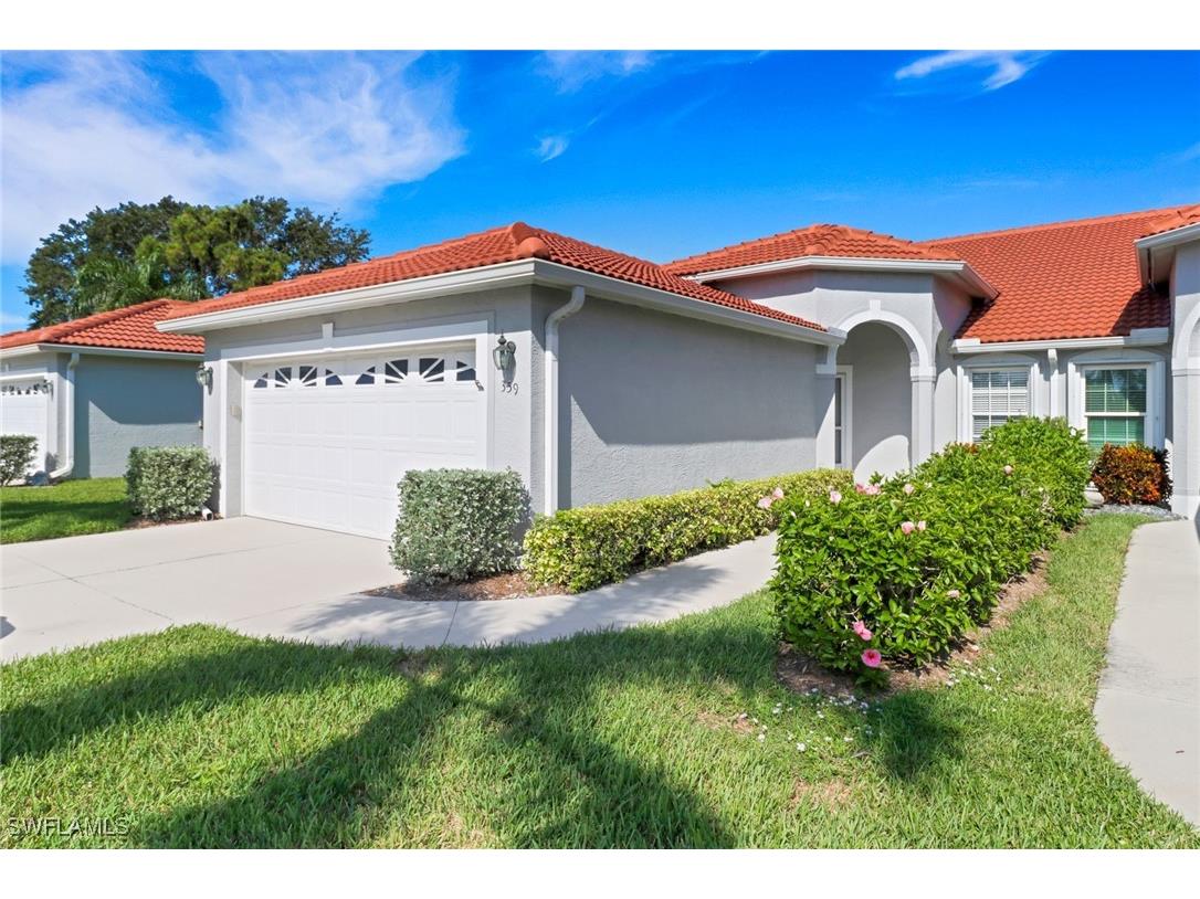 359 Melrose Place #16 Naples FL 34104 225064676 image1
