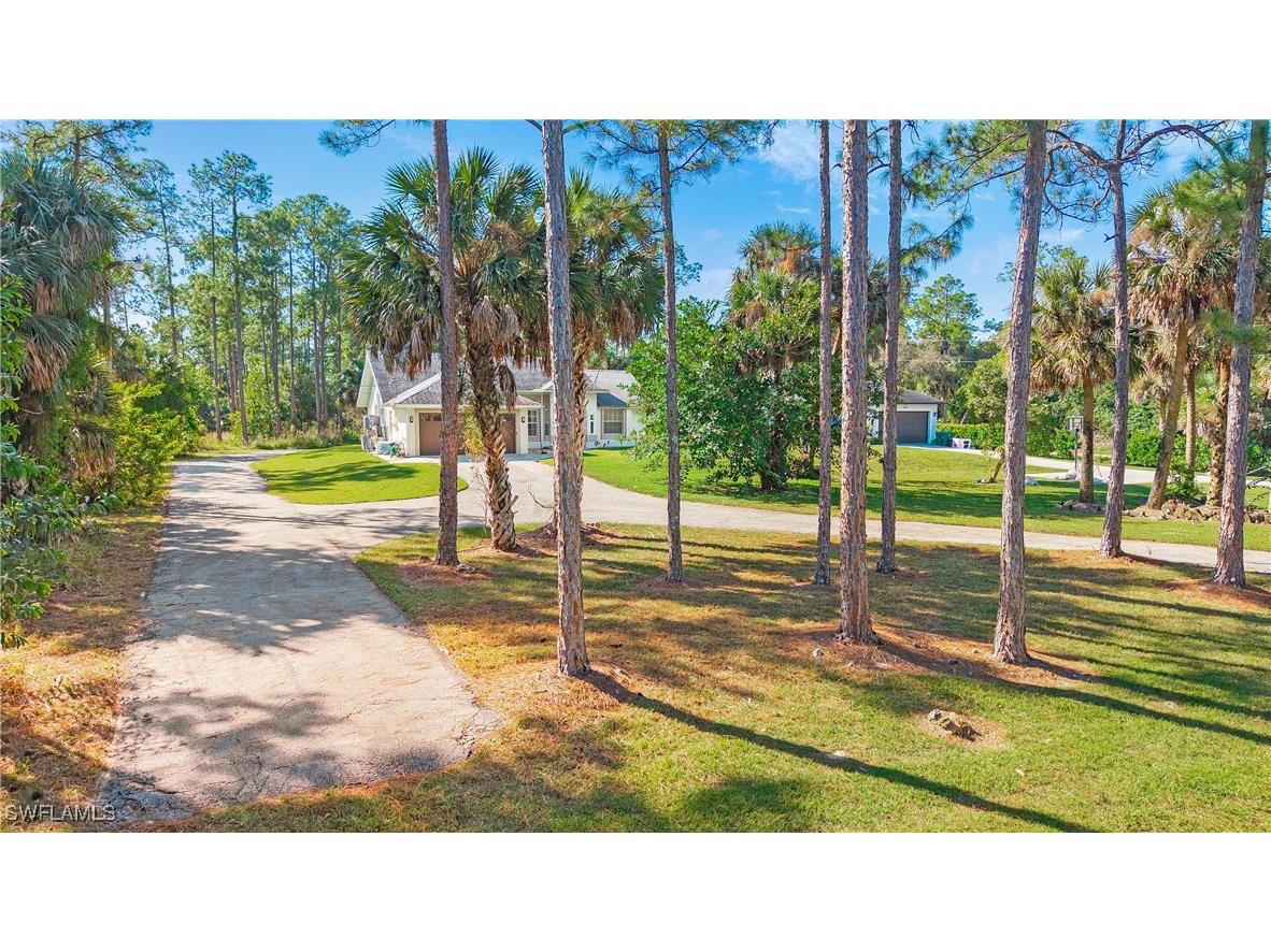 3590 10th Avenue NE Naples FL 34120 225073798 image10