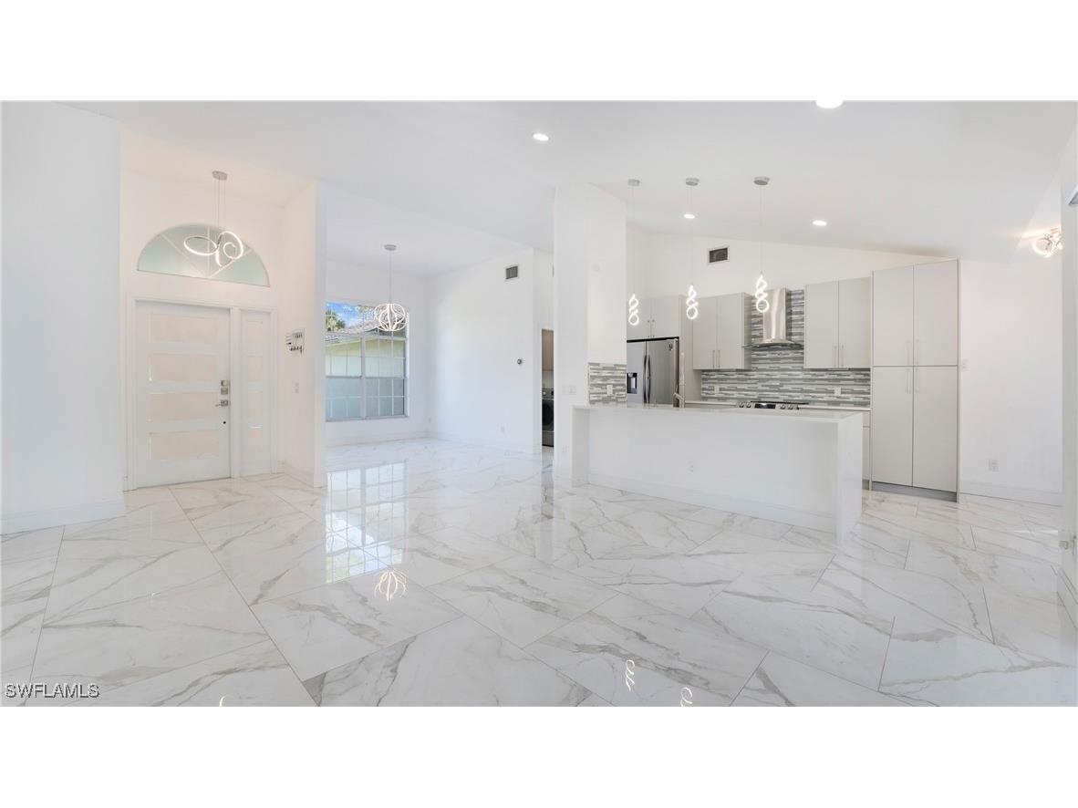 3590 10th Avenue NE Naples FL 34120 225073798 image12