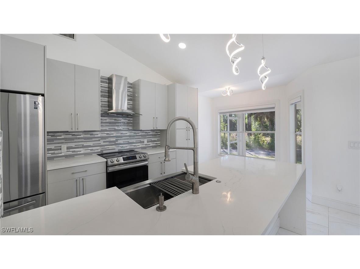 3590 10th Avenue NE Naples FL 34120 225082483 image14