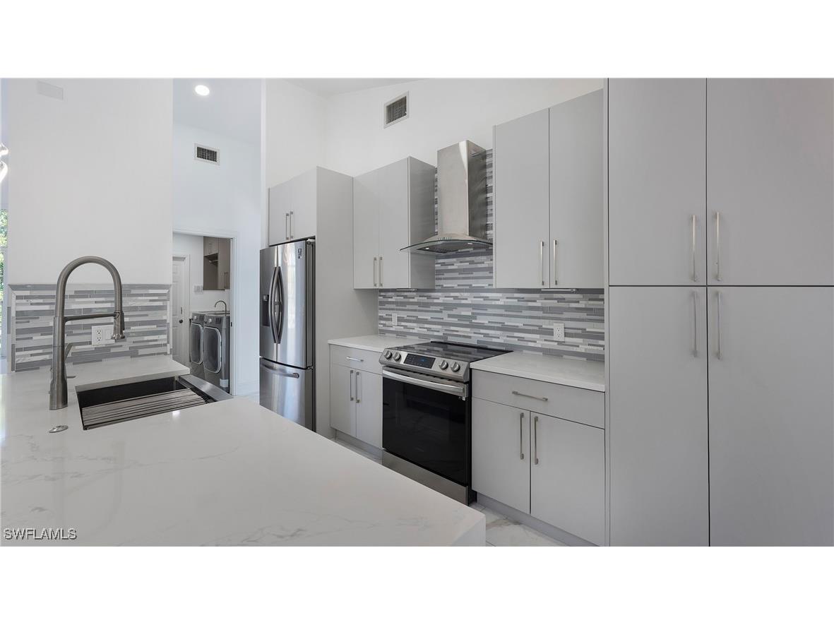 3590 10th Avenue NE Naples FL 34120 225082483 image16