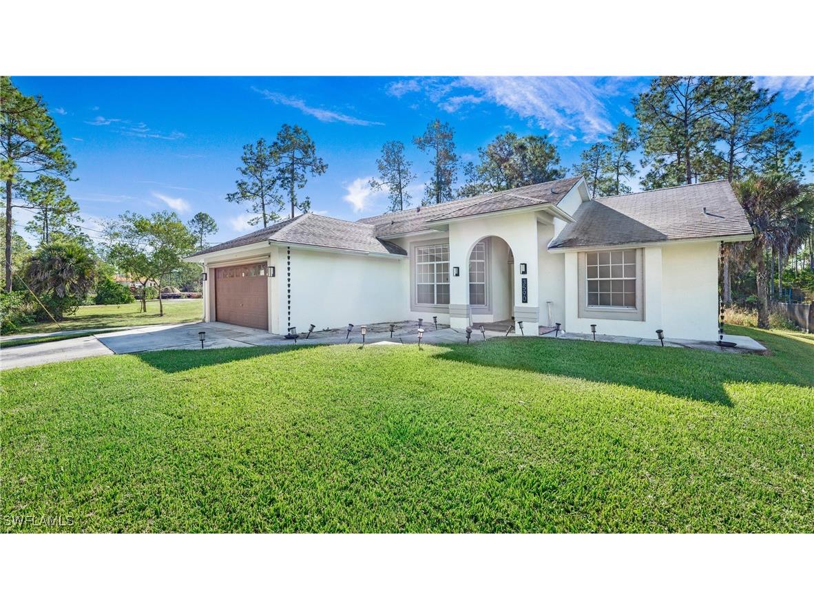 3590 10th Avenue NE Naples FL 34120 225082483 image4