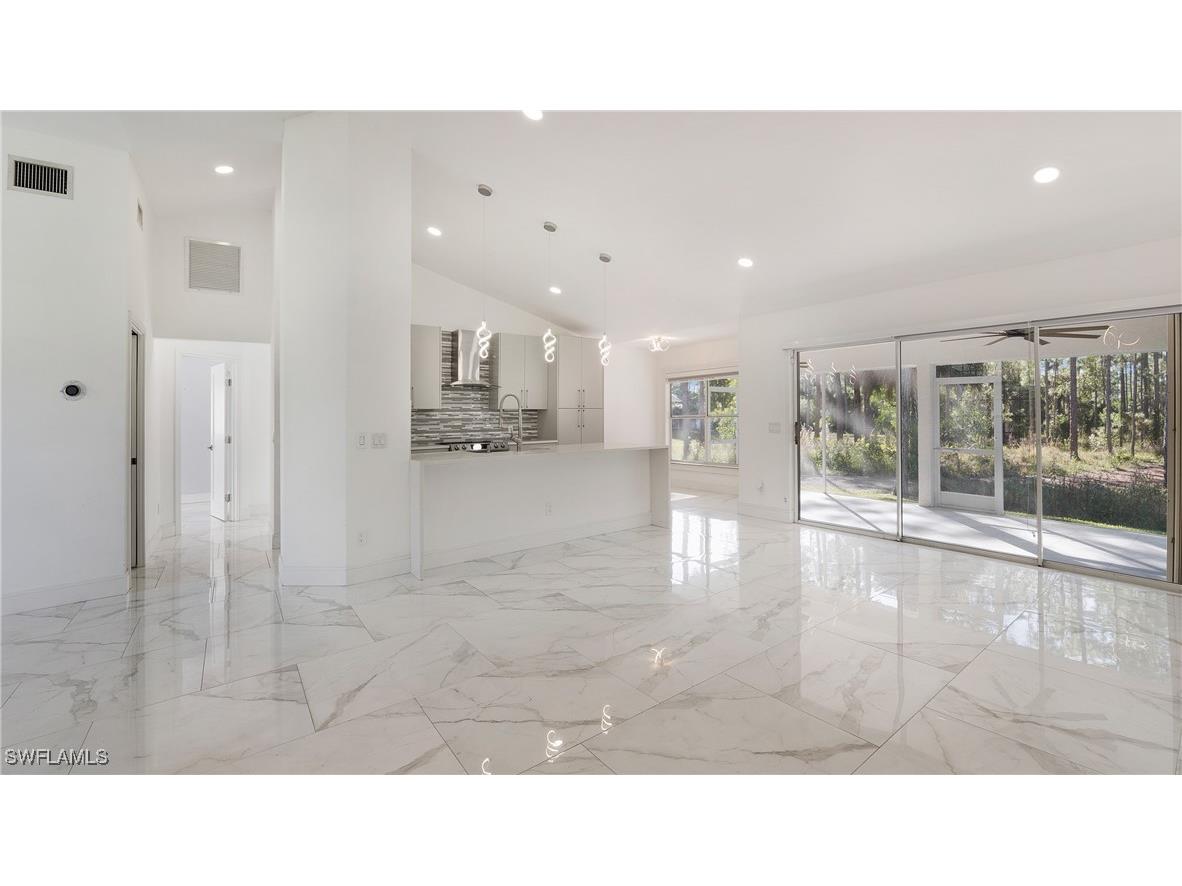 3590 10th Avenue NE Naples FL 34120 225082483 image8