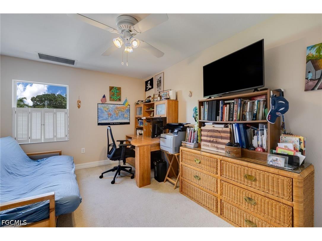 3593 Edgewood Avenue Fort Myers FL 33916 2026025012 image17