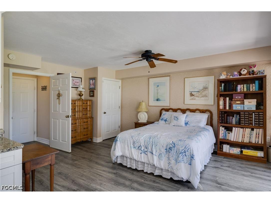 3593 Edgewood Avenue Fort Myers FL 33916 2026025012 image18
