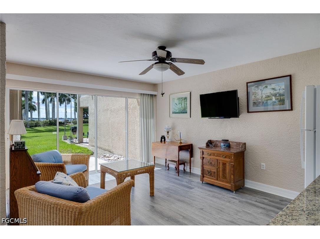 3593 Edgewood Avenue Fort Myers FL 33916 2026025012 image20