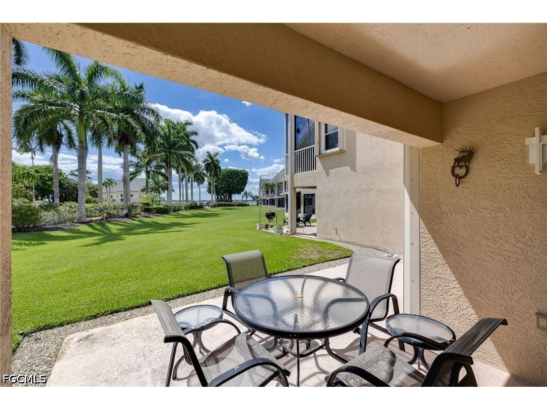 3593 Edgewood Avenue Fort Myers FL 33916 2026025012 image21