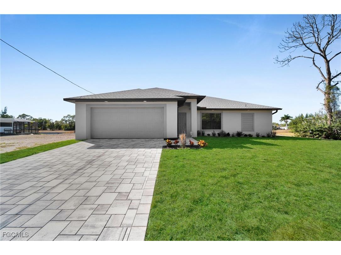 3594 NE 9th Place Cape Coral FL 33909 2026006363 image1