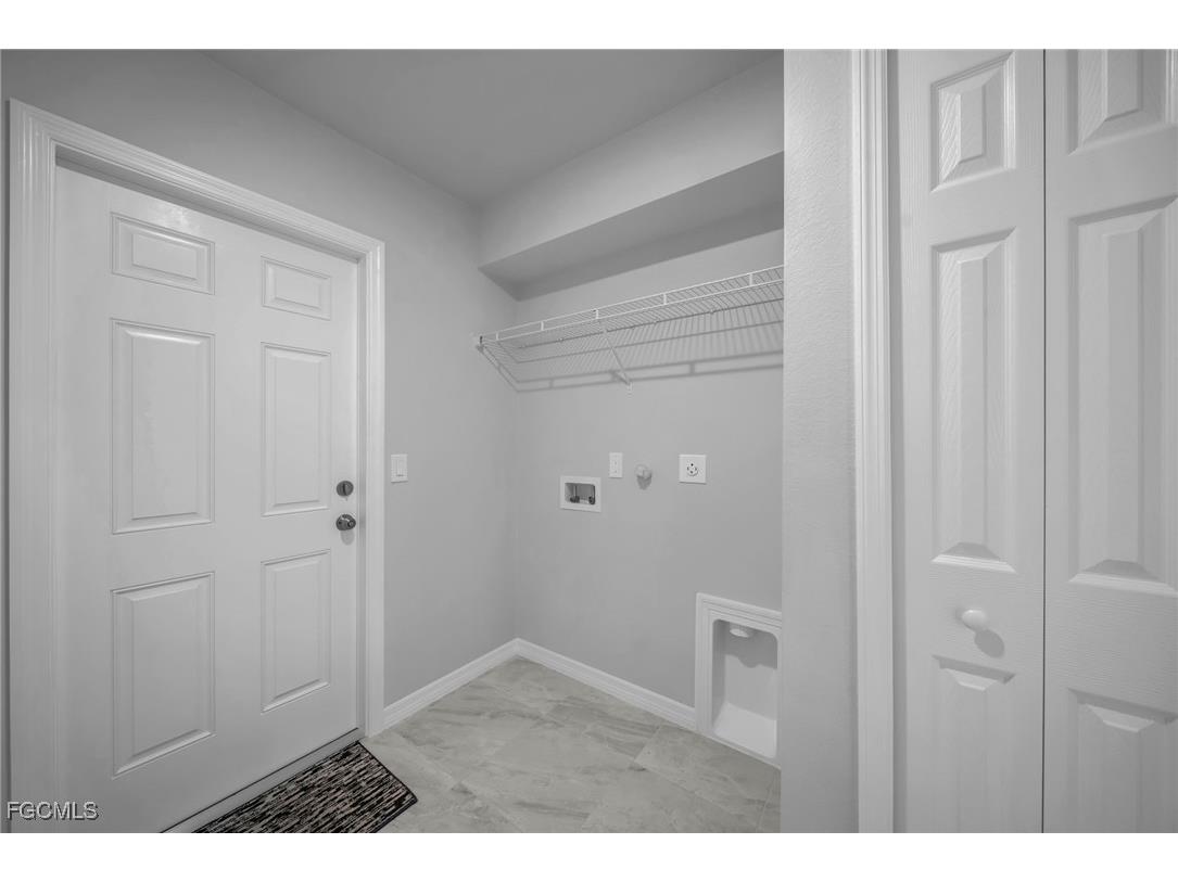 3594 NE 9th Place Cape Coral FL 33909 2026006363 image13