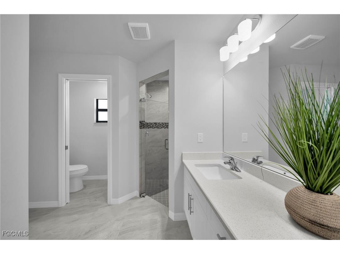 3594 NE 9th Place Cape Coral FL 33909 2026006363 image20