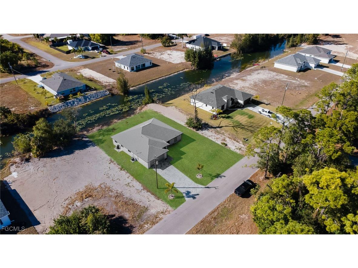 3594 NE 9th Place Cape Coral FL 33909 2026006363 image33