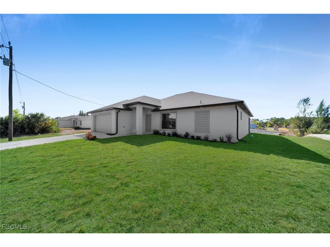 3594 NE 9th Place Cape Coral FL 33909 2026006363 image4