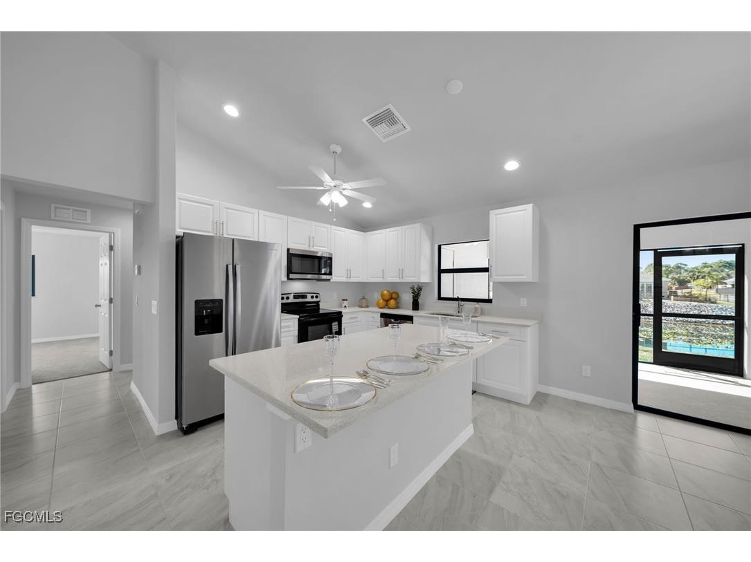 3594 NE 9th Place Cape Coral FL 33909 2026006363 image7