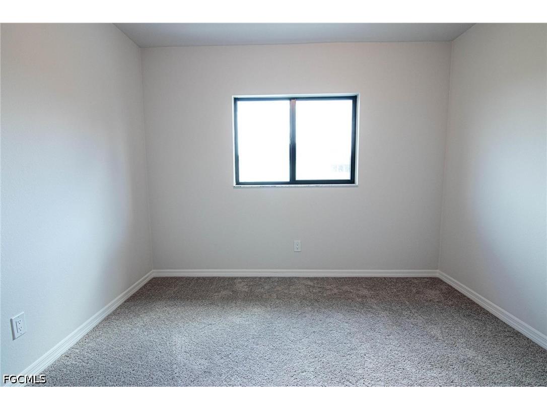 3594 NE 9th Place Cape Coral FL 33909 2026025248 image21