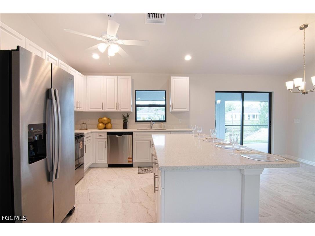 3594 NE 9th Place Cape Coral FL 33909 2026025248 image7