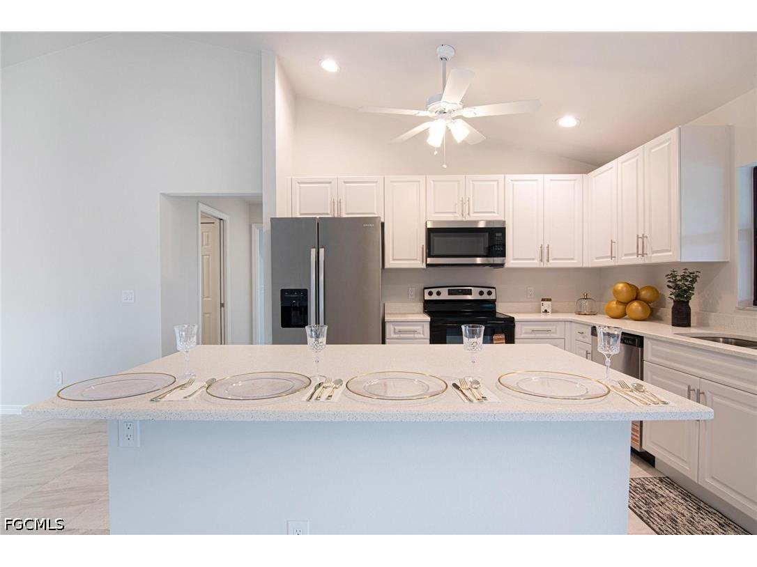 3594 NE 9th Place Cape Coral FL 33909 2026025248 image9
