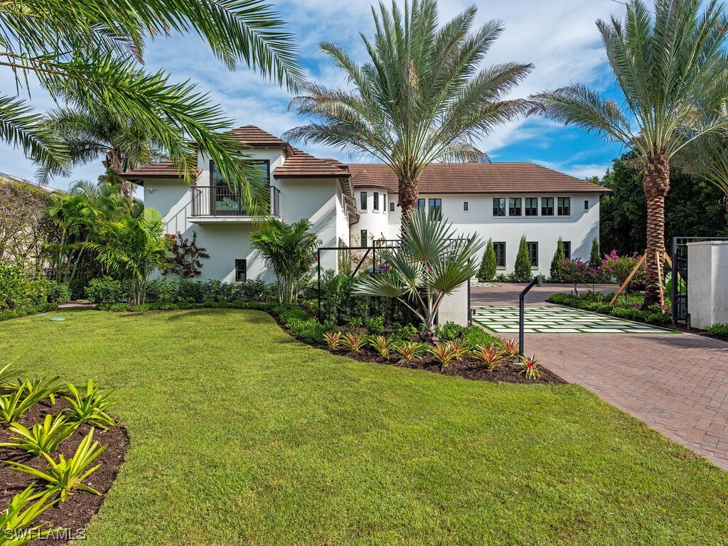 3595 Gin Lane Naples FL 34102 224012168 image1