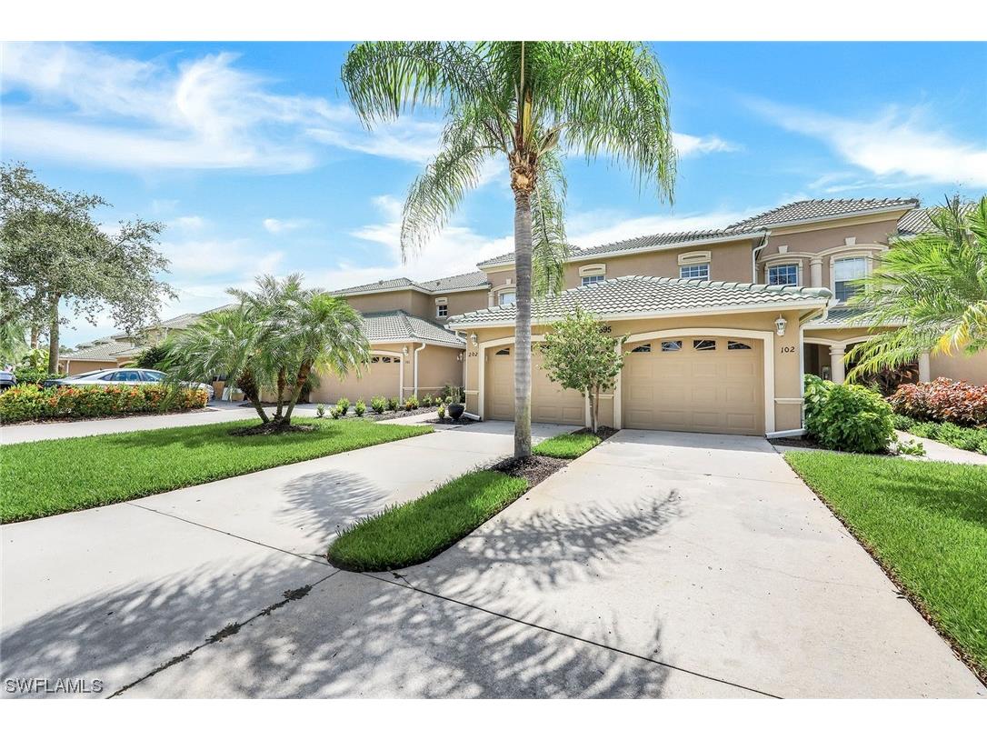 3595 Laurel Greens Lane N #202 Naples FL 34119 223057715 image1
