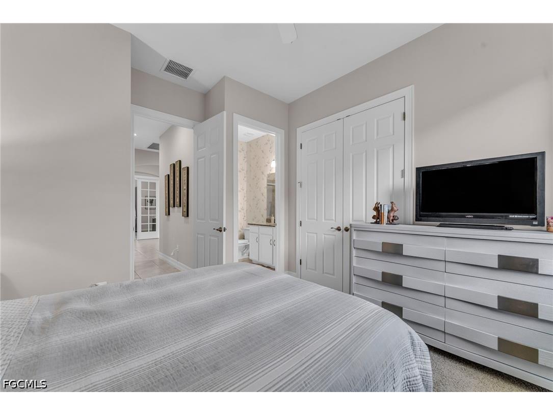 3596 Avenida Del Vera North Fort Myers FL 33917 2026017222 image18
