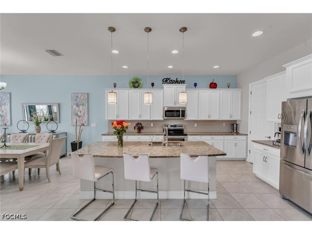 3596 Avenida Del Vera North Fort Myers FL 33917 2026017222 image3