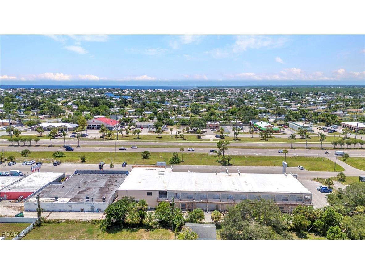 3596 Tamiami Trail #212 Port Charlotte FL 33952 2025005799 image5