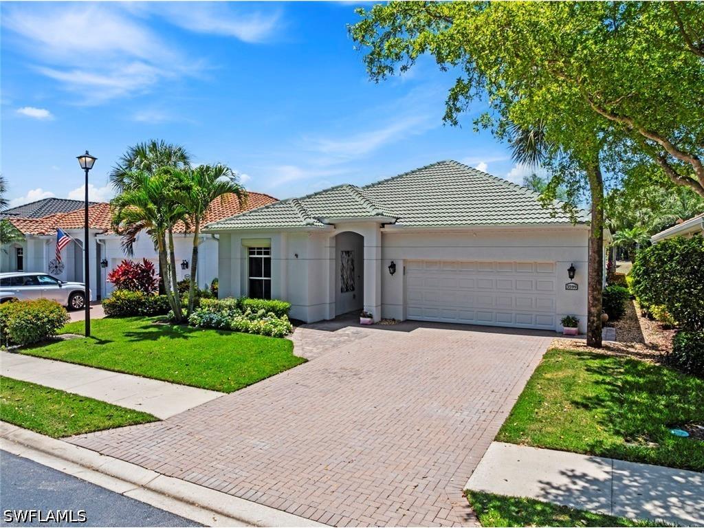 3599 Grand Cypress Drive Naples FL 34119 226013407 image1