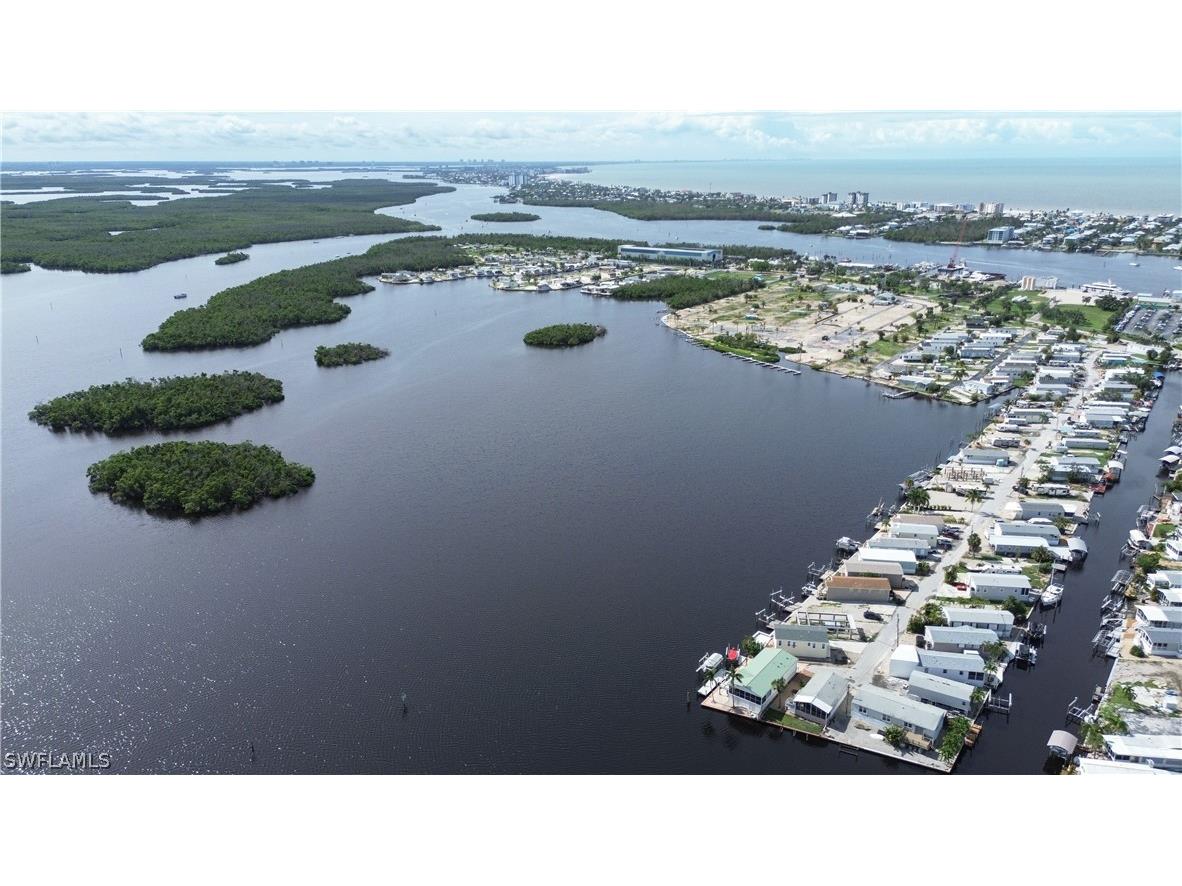 36 Emily Lane Fort Myers Beach FL 33931 224049707 image1