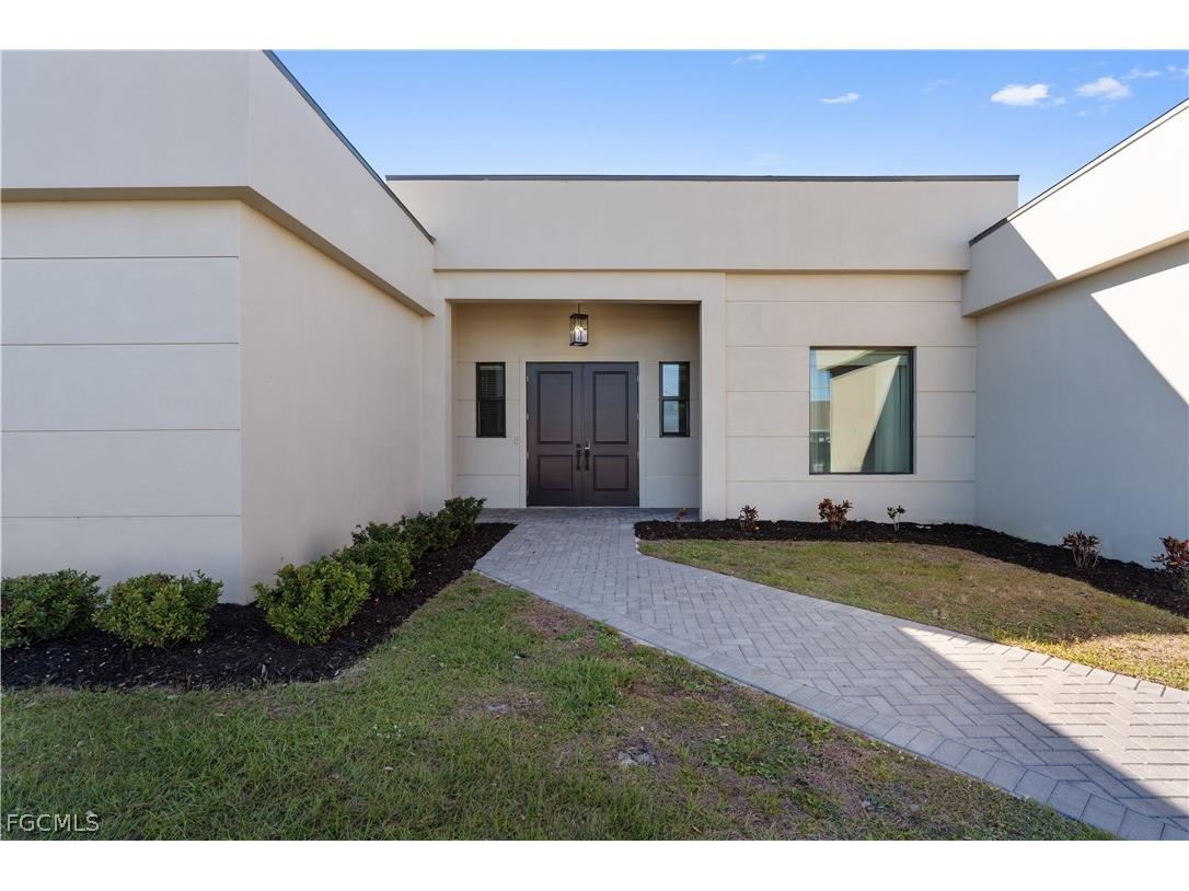 36 NW 12th Place Cape Coral FL 33993 2026006898 image2