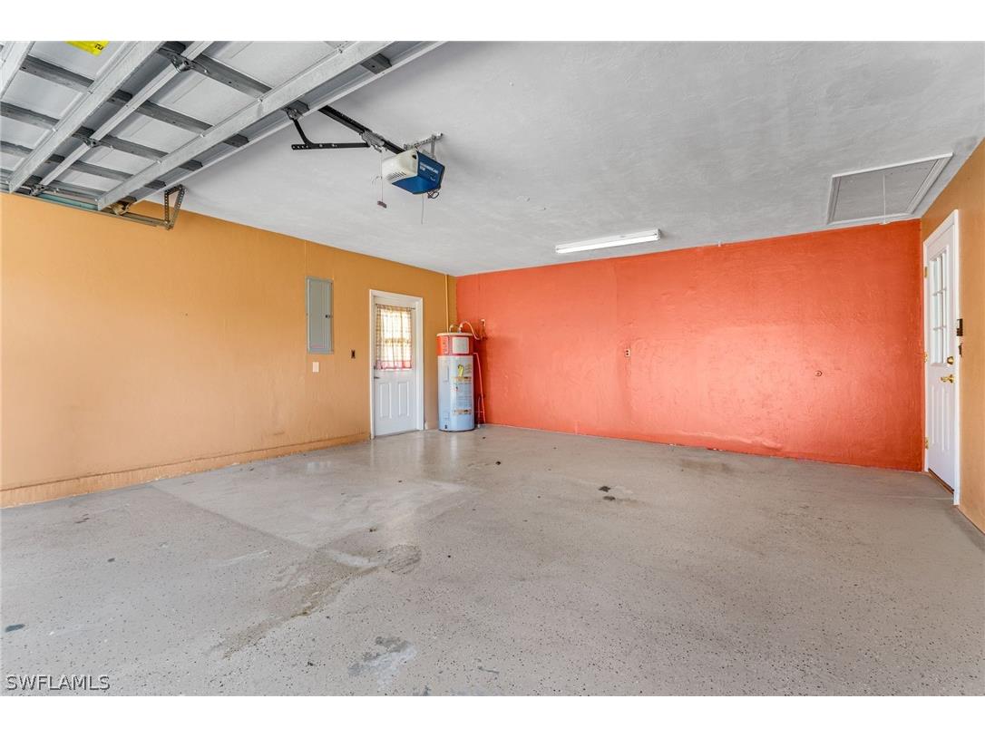 360 16th Avenue NW Naples FL 34120 226008618 image21