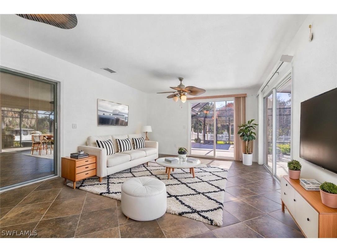 360 16th Avenue NW Naples FL 34120 226008618 image5