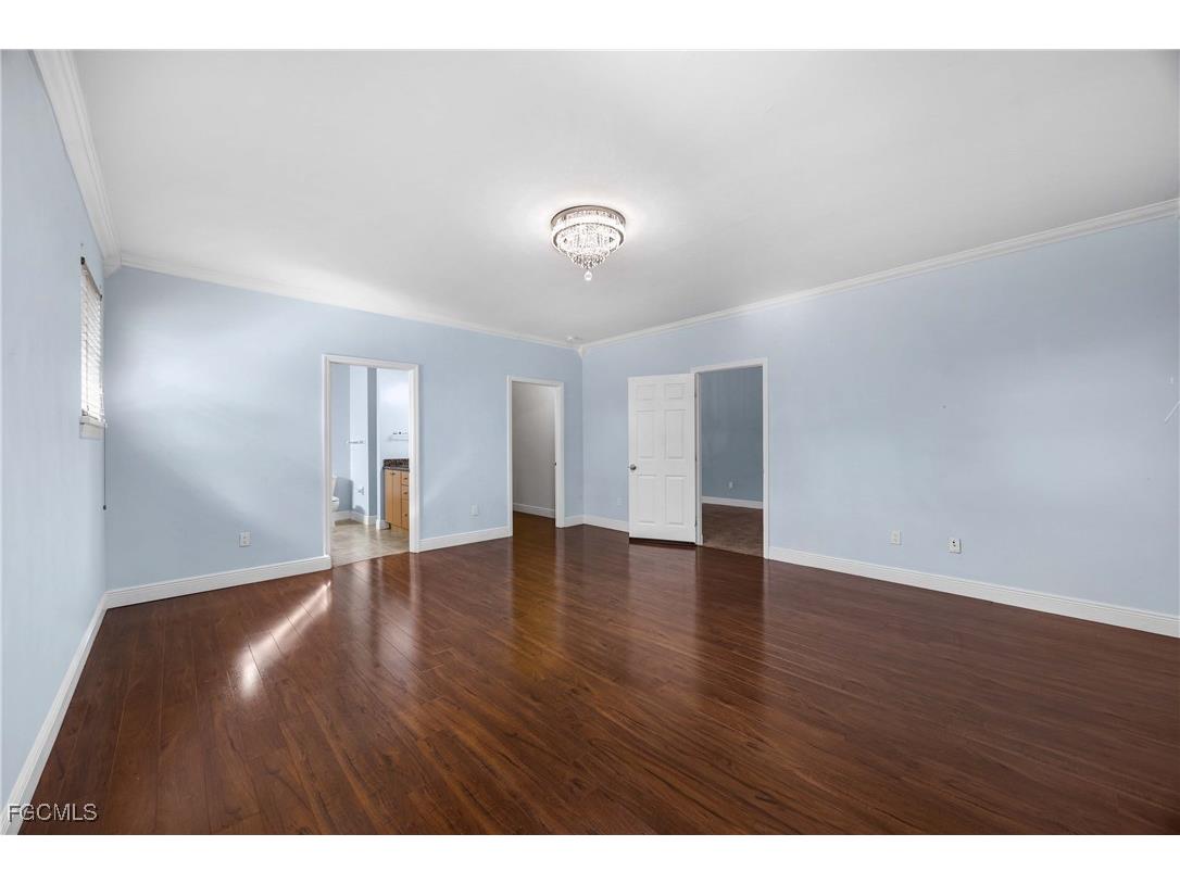 360 18th Street NE Naples FL 34120 2025026064 image13