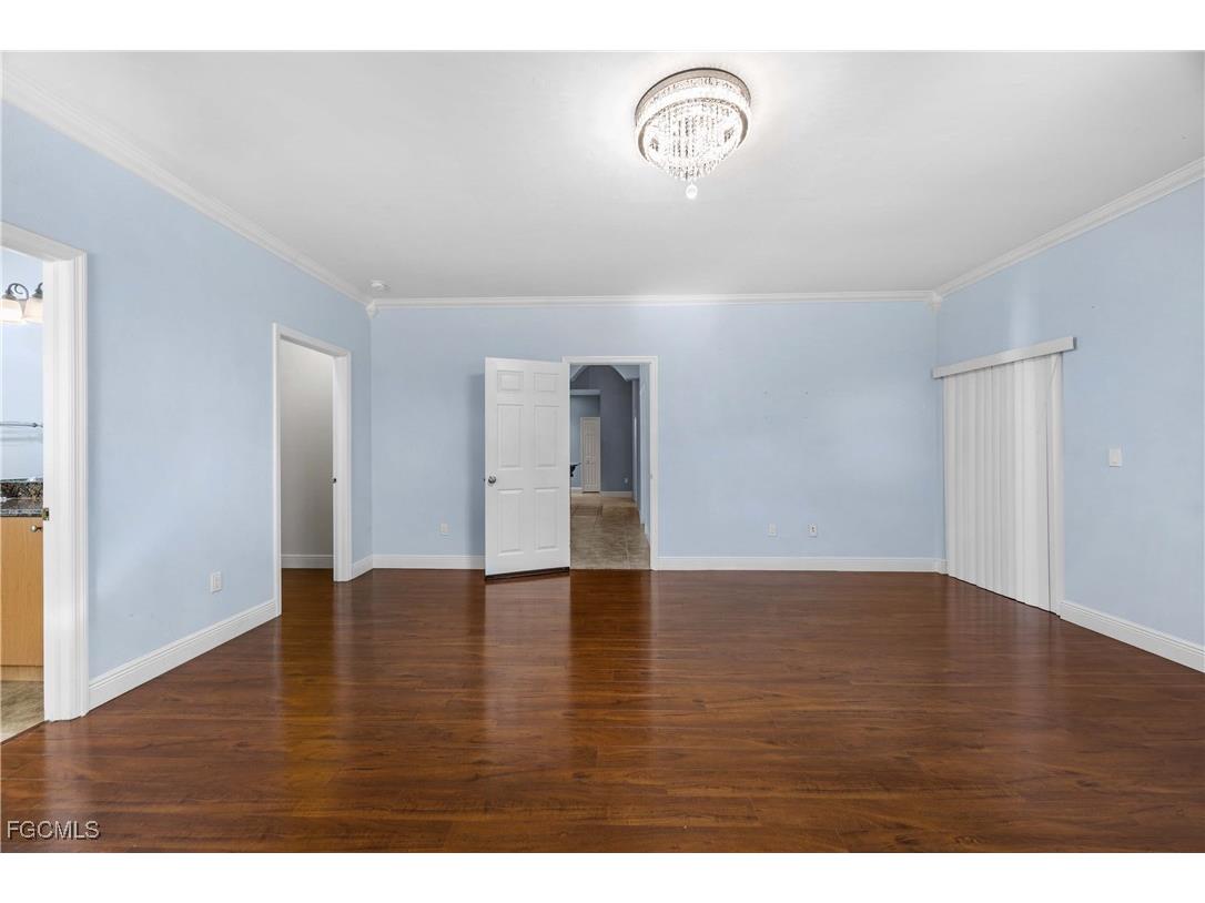 360 18th Street NE Naples FL 34120 2025026064 image14