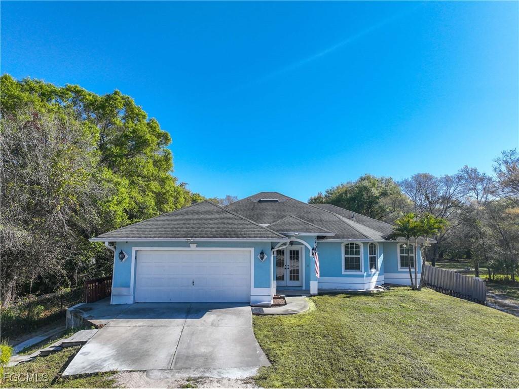 360 18th Street NE Naples FL 34120 2025026064 image2