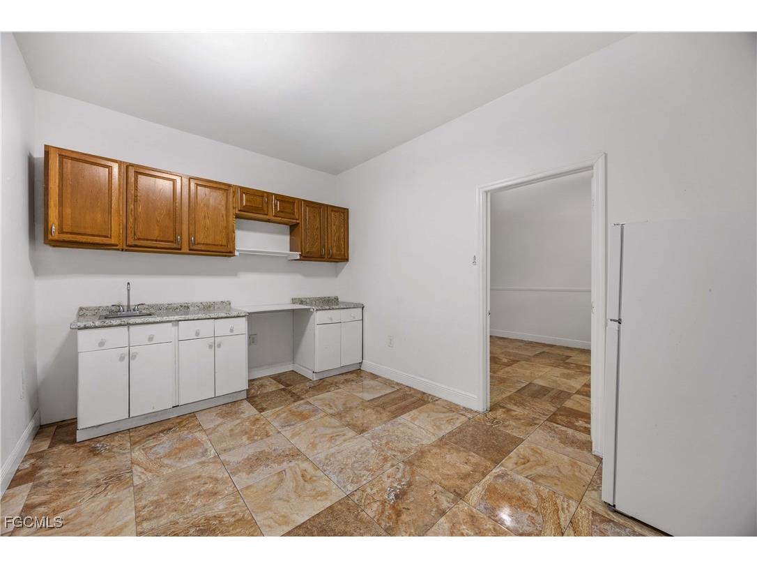 360 18th Street NE Naples FL 34120 2025026064 image22