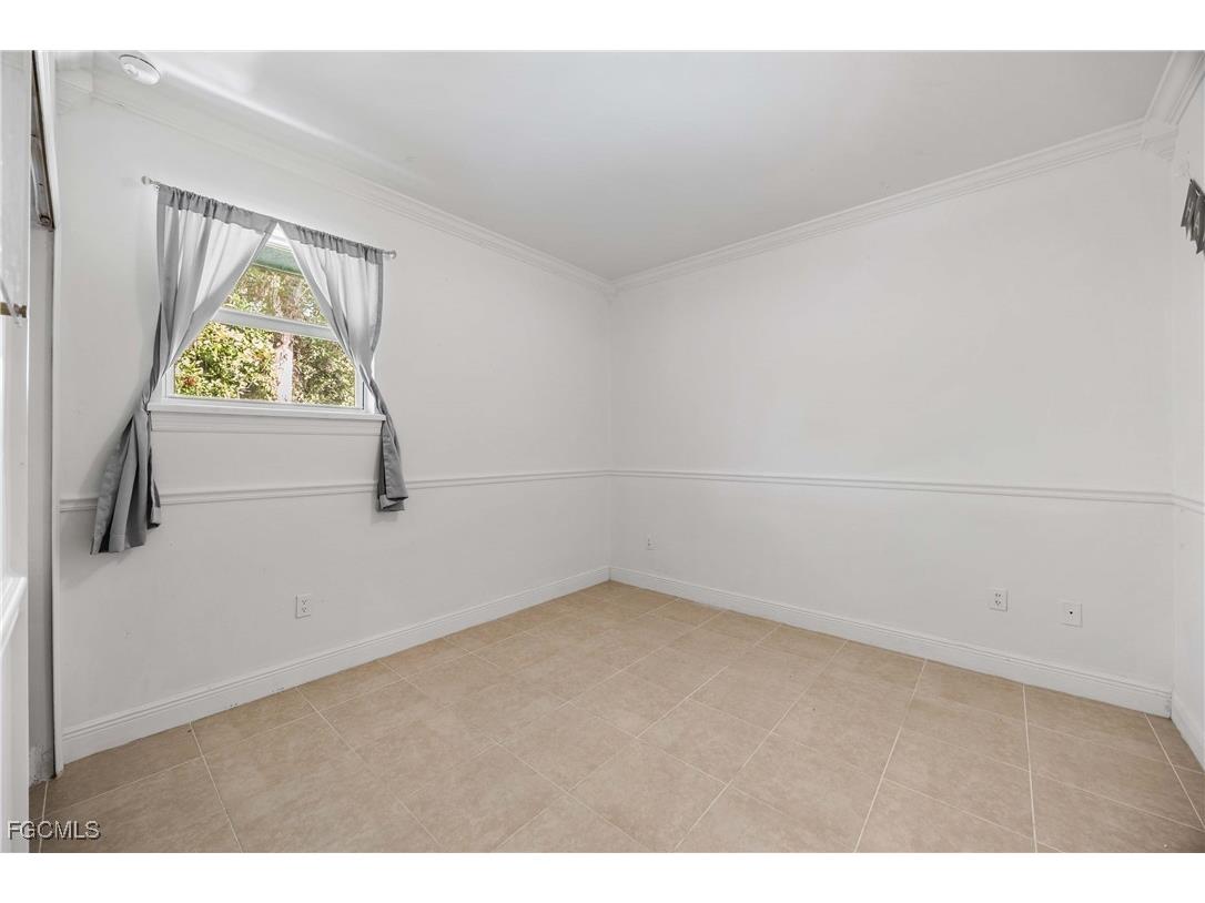 360 18th Street NE Naples FL 34120 2025026064 image32