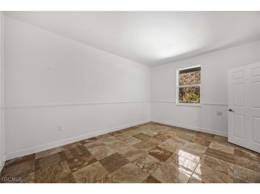 360 18th Street NE Naples FL 34120 2026010106 image21