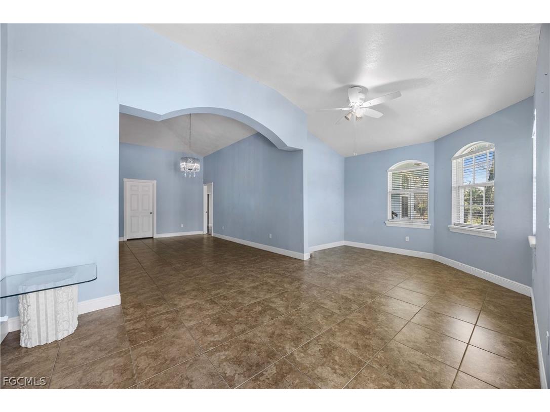 360 18th Street NE Naples FL 34120 2026010106 image9