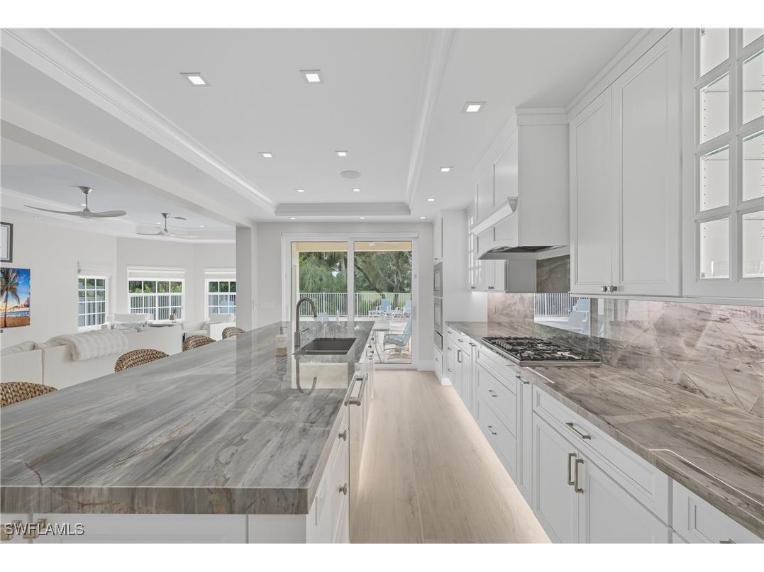 360 Carlton Place #11 Naples FL 34108 225073794 image11