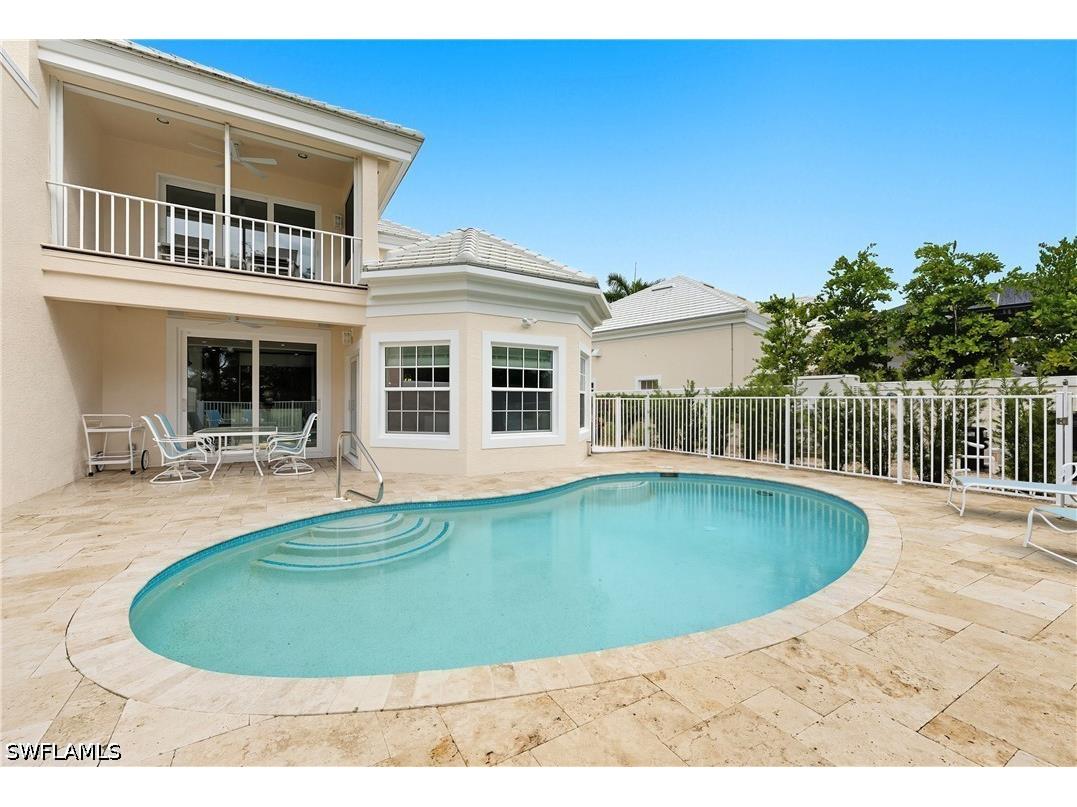 360 Carlton Place #11 Naples FL 34108 226015558 image1