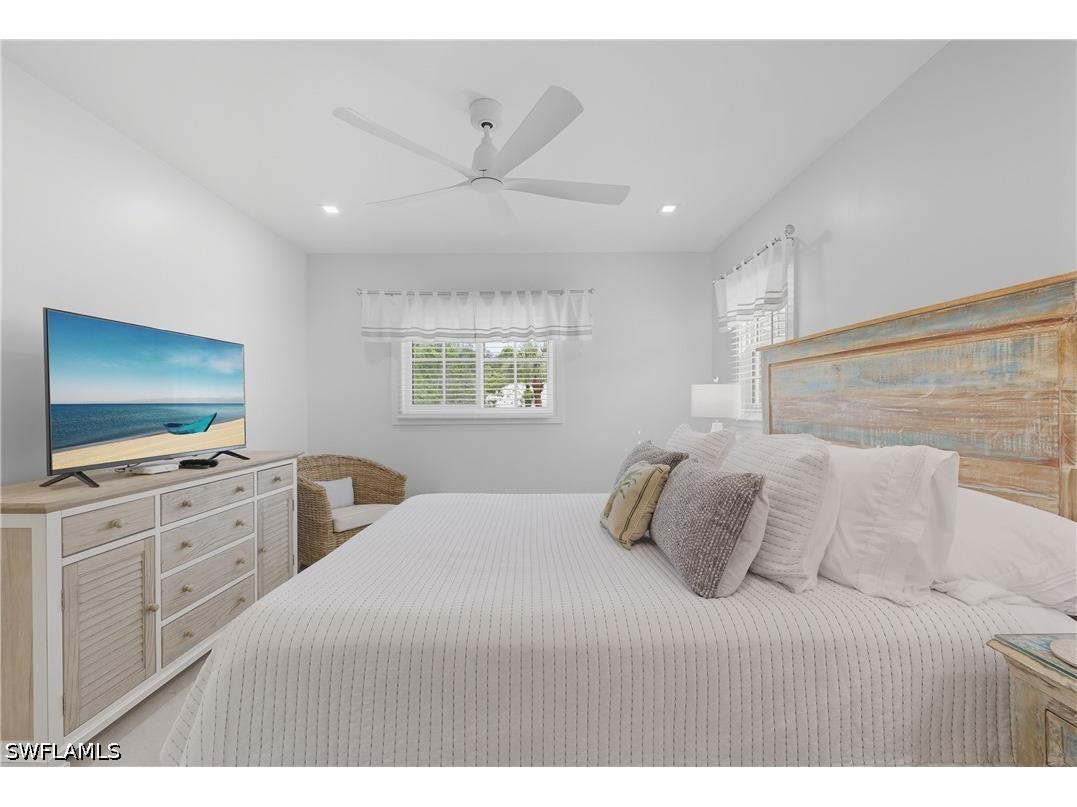 360 Carlton Place #11 Naples FL 34108 226015558 image29