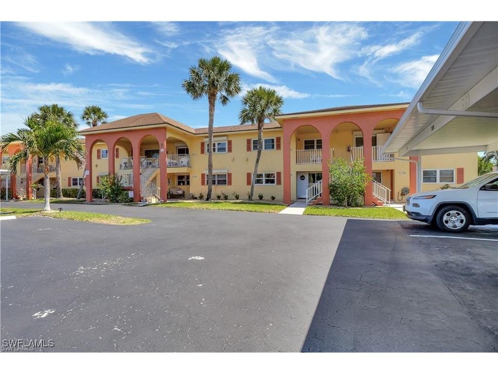 360 Charlemagne Boulevard #D105 Naples FL 34112 225058572 image1