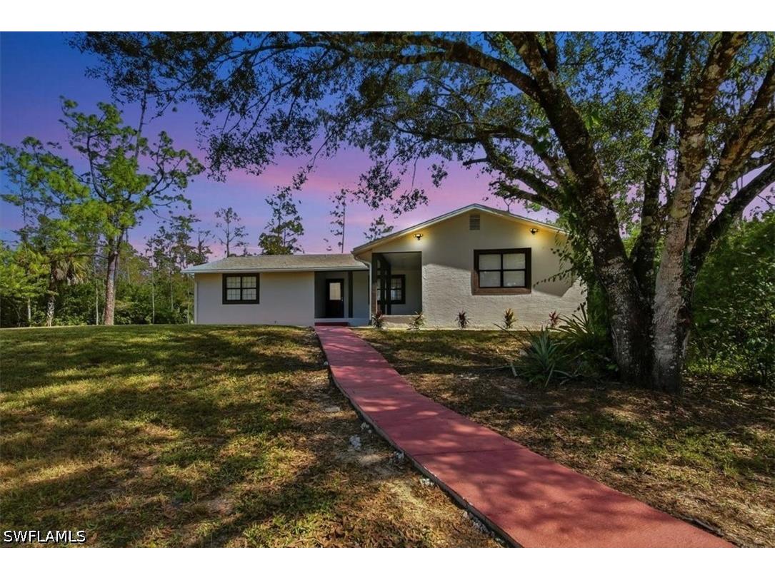 360 Desoto Boulevard S Naples FL 34117 226018004 image1