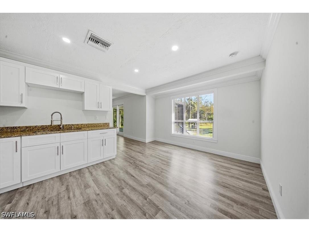 360 Desoto Boulevard S Naples FL 34117 226018004 image8