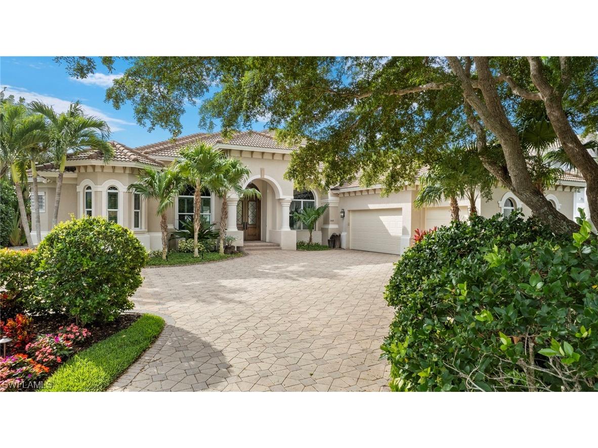 360 Devils Bight Naples FL 34103 223081129 image1